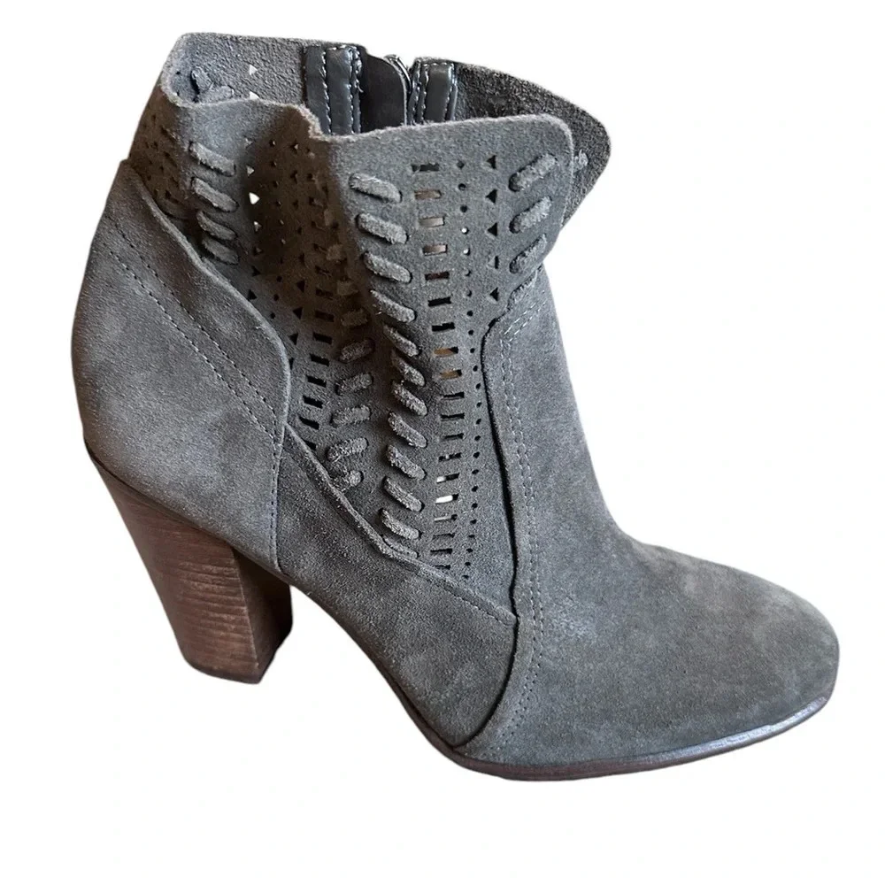 Vince Camuto Fenyia Dark Gray Suede Block Heel Ankle Booties- Women’s 8 - Picture 4 of 13